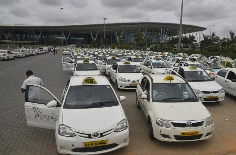 Airport Taxi Services from Solapur: Pune, Hyderabad & Mumbai